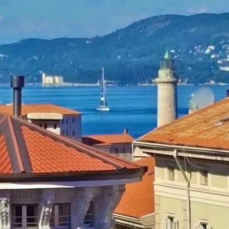 Le Petit Phare Apartment Trieste Ngoại thất bức ảnh