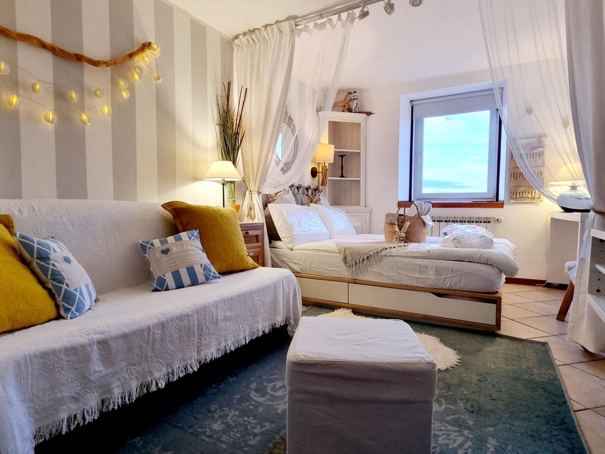 Le Petit Phare Apartment Trieste Ngoại thất bức ảnh